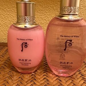 Pink Vital Hydrating Emulsion